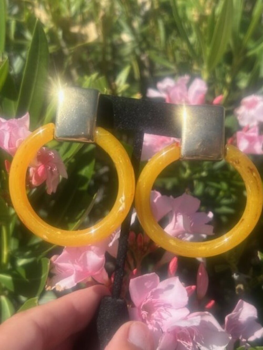 BREV PAT Italy Yellow Lucite Hoop Gold Tone EARRING